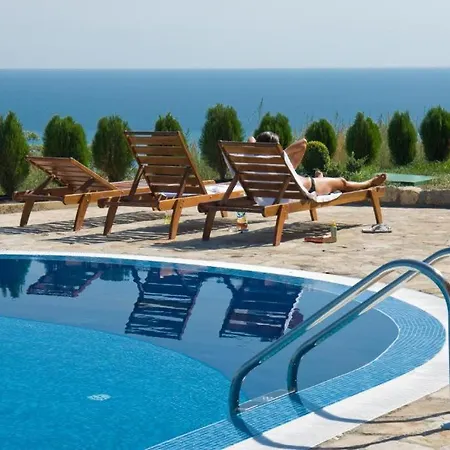 Апартаменты Vallarta *